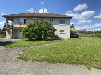 Villa à vendre 307 000 € 6 pièces 3 chambres 135 m² 2 500 m² de terrain Écotay-l'Olme 42600