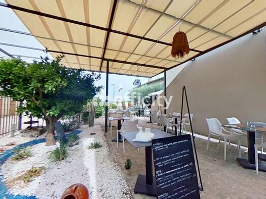 Activités diverses à vendre Fonds de commerce 165 000 € 200 m² de surface de vente Saint-Quentin-la-Poterie 30700