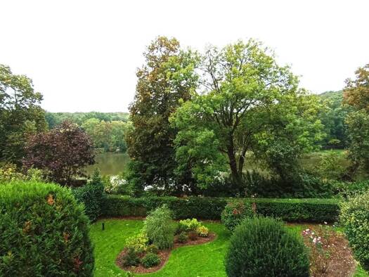 Appartement à vendre 525 000 € 3 pièces 2 chambres 69 m² Étage 1/3 Ville d Avray 92410