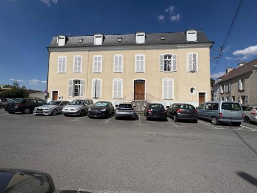 Appartement à vendre 154 000 € 3 pièces 2 chambres 59,09 m² RDC Centre Ville Centre et Nord Coulommiers 77120