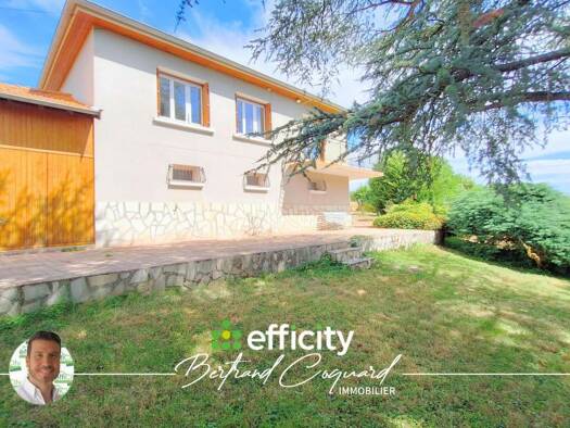 Villa à vendre 185 000 € 4 pièces 2 chambres 72 m² 1 960 m² de terrain Combre 42840