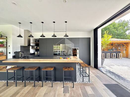Maison à vendre - Première occupation 661 500 € 5 pièces 3 chambres 124,51 m² 563 m² de terrain Mestras Gujan-Mestras 33470