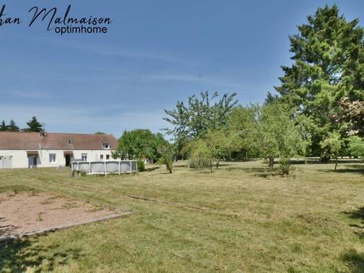 Maison à vendre 172 500 € 6 pièces 4 chambres 120 m² 3 200 m² de terrain Breteuil 27160