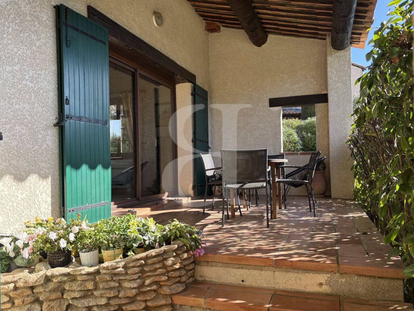 Maison à vendre, 166m², CHATEAUNEUF DE GADAGNE