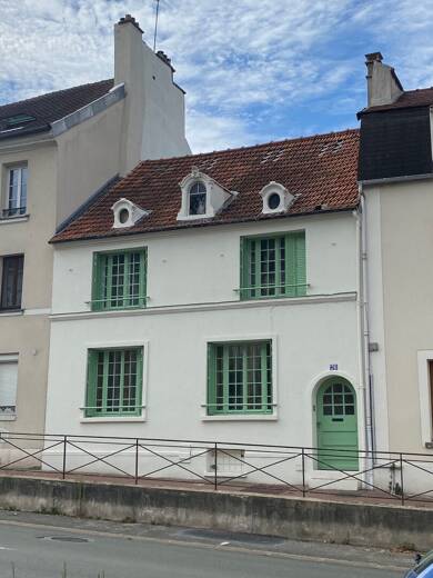 Maison à vendre 595 000 € 7 pièces 4 chambres 165 m² 203 m² de terrain Le Port Marly 78560