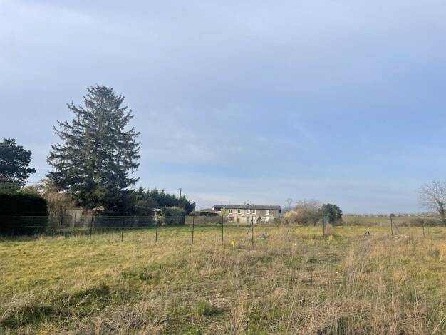 Terrain viabilisé à vendre 340 000 € 971 m² de terrain Charly 69390