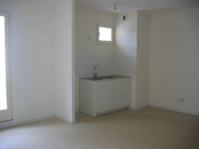 Appartement à louer 465 € 2 pièces 1 chambre 42 m² RDC/1 Mont Doré-Saint Guillaume Beaumont 63110