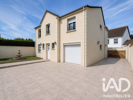 Maison à vendre 439 900 € 6 pièces 5 chambres 130 m² 264 m² de terrain Mairie Rouxel-Sud Est Pontault-Combault 77340