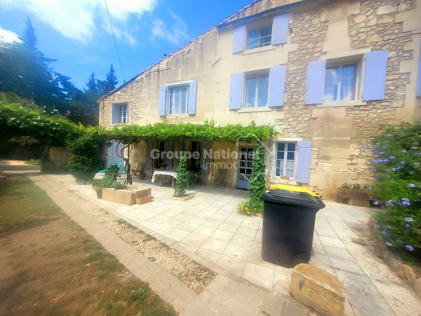Maison à vendre, 250m², FONTVIEILLE