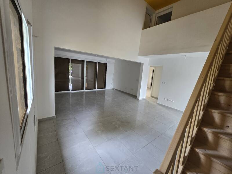 Maison à vendre, 140m², BASSE TERRE