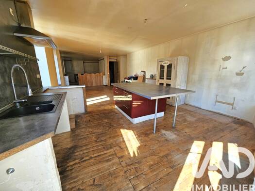 Immeuble à vendre 85 000 € 300 m² Lalouvesc 07520