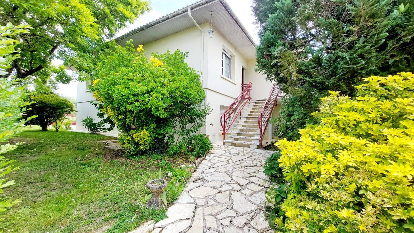 Maison à vendre, 160m², LA REOLE