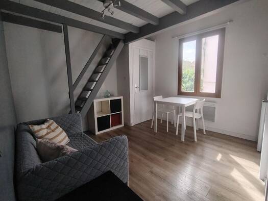 Appartement à vendre 58 860 € 1 pièce 14 m² 1er étage Avignon 84000