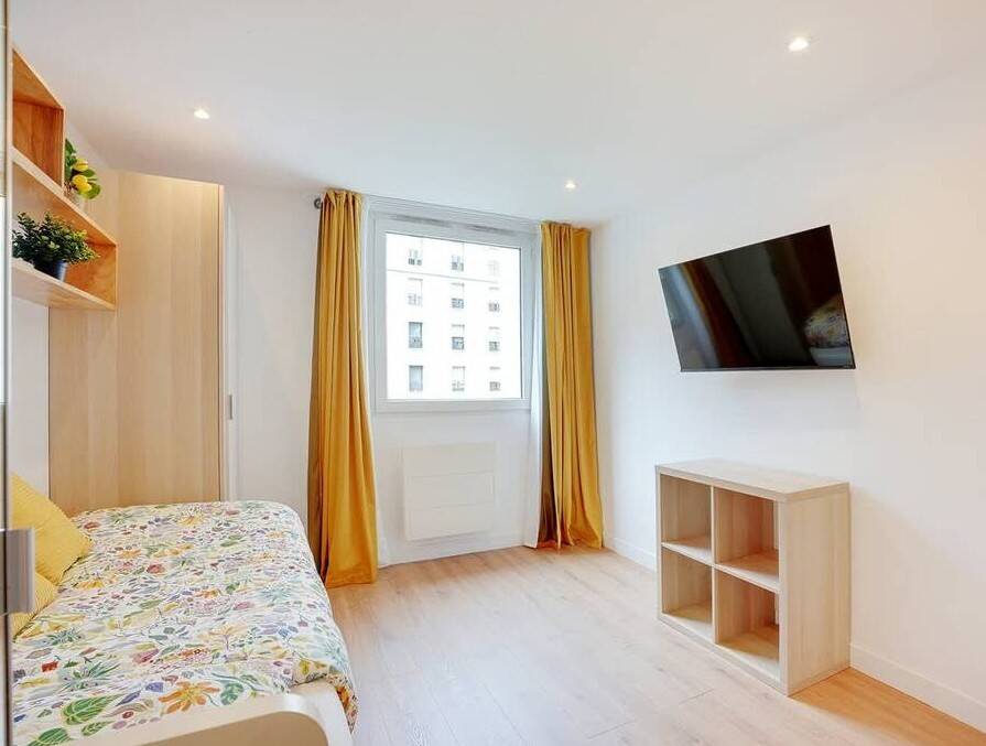 Maison à louer, 19m², LEVALLOIS PERRET