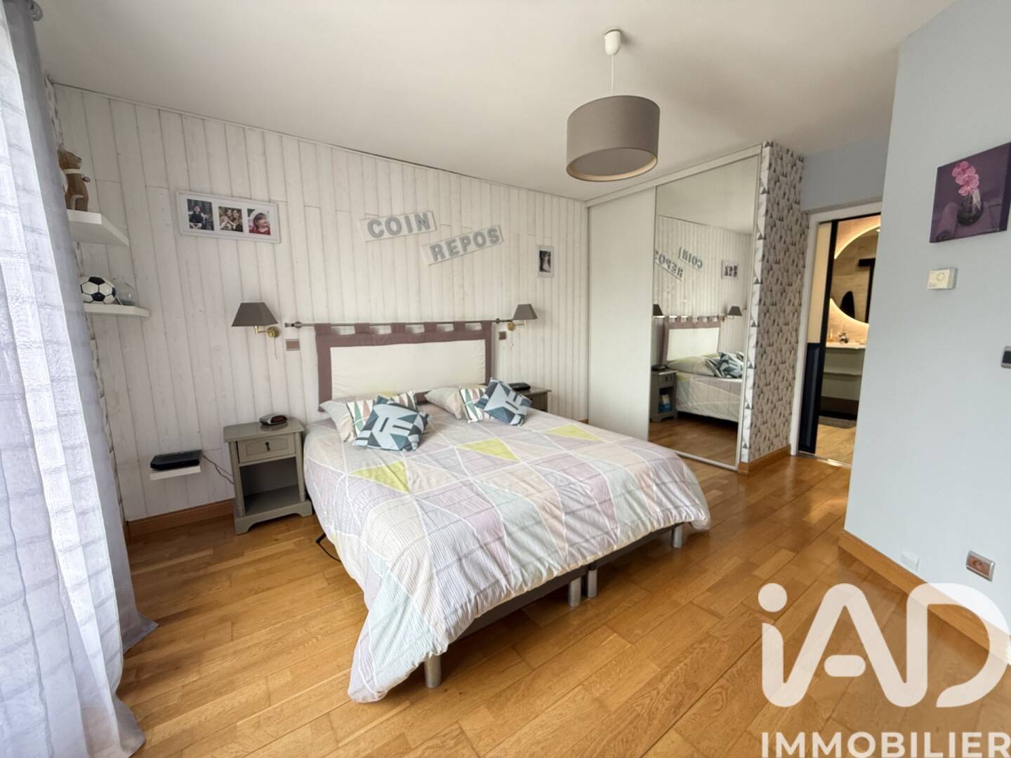 Maison à vendre, 182m², CRECY LA CHAPELLE