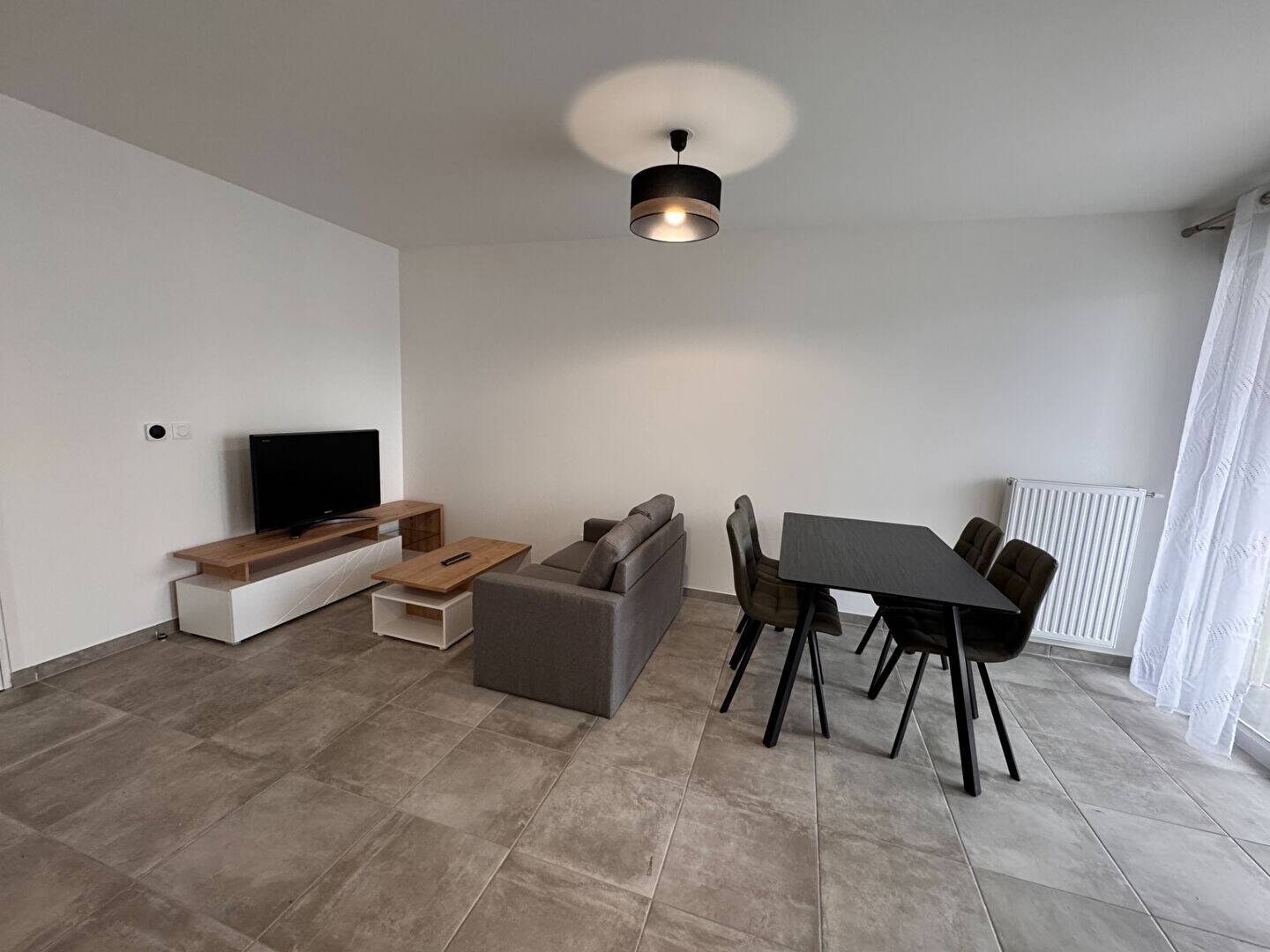 Maison à louer, 44m², SAINT PIERRE EN FAUCIGNY