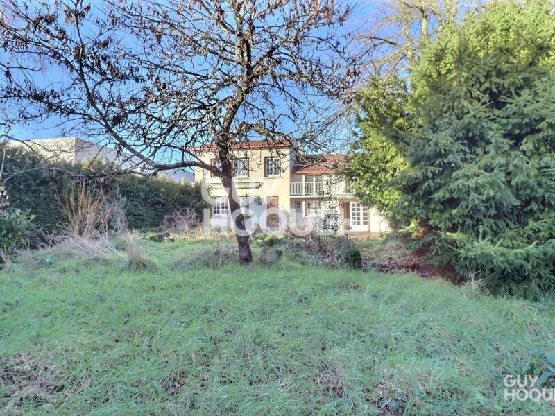 Maison à vendre, 156m², SURGERES