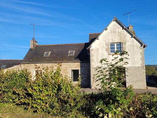 Maison à vendre 99 800 € 6 pièces 4 chambres 134 m² 1 280 m² de terrain Bourbriac 22390