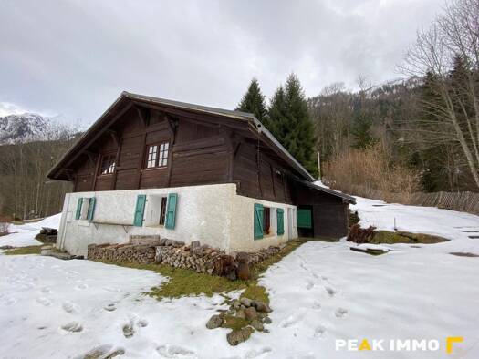 Chalet à vendre 1 150 000 € 6 pièces 4 chambres 147,5 m² 4 582 m² de terrain Les Houches 74310