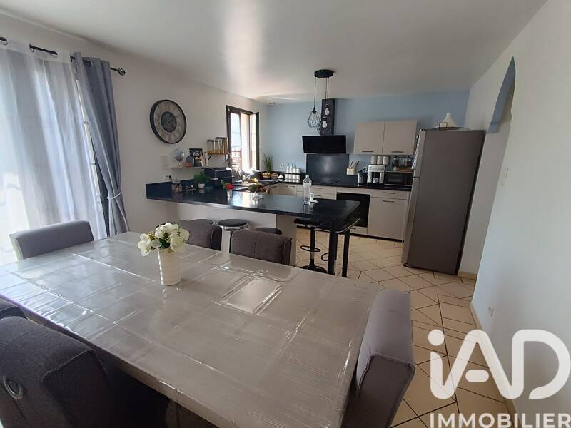 Maison à vendre, 118m², SAINT HILAIRE DE LUSIGNAN
