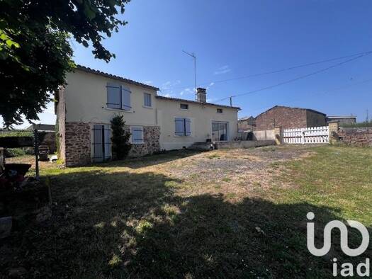 Maison à vendre 126 500 € 5 pièces 4 chambres 110 m² 618 m² de terrain Coulonges-Thouarsais 79330