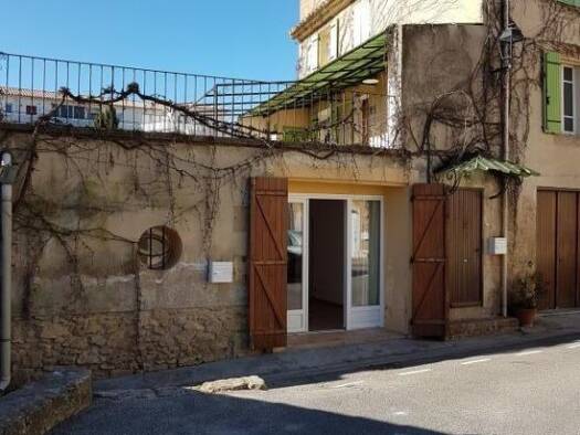 Appartement à louer 789 € 3 pièces 2 chambres 55 m² RDC Grans 13450