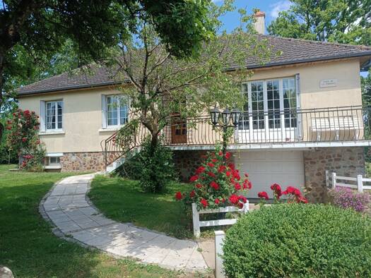 Maison à vendre 163 525 € 5 pièces 4 chambres 104 m² 1 067 m² de terrain Tourouvre Au Perche 61190