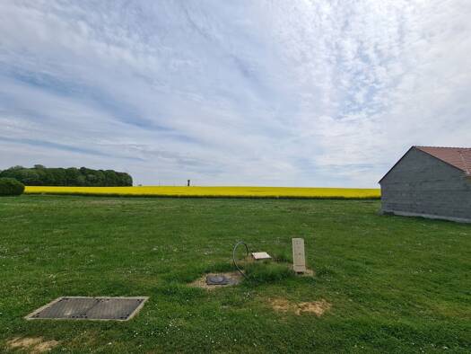 Terrain constructible viabilisé à vendre 160 000 € 421 m² de terrain Presles-en-Brie 77220