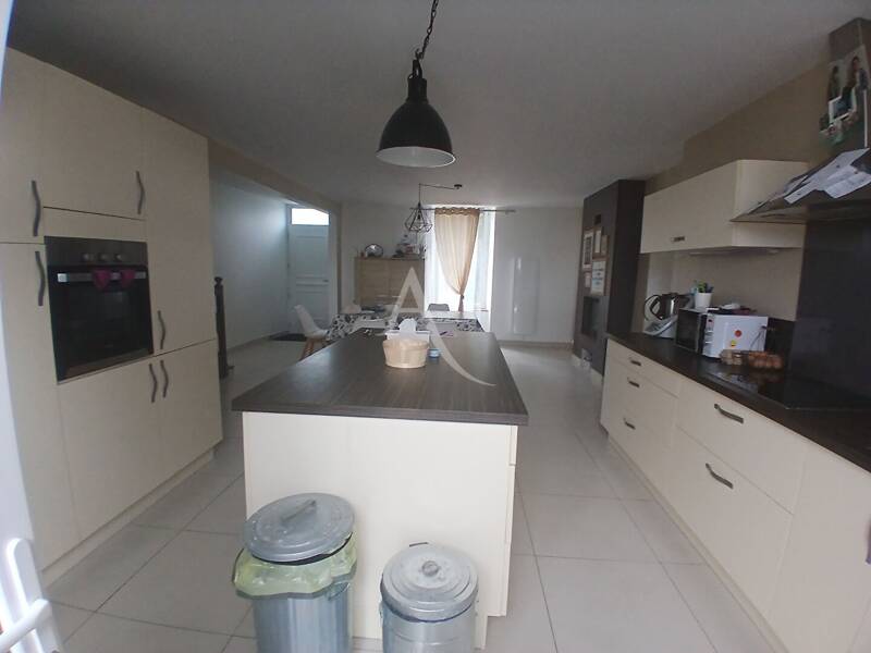 Maison à louer, 160m², SAINT LAURENT SUR SEVRE