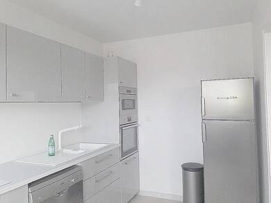 Appartement à louer 620 € 5 pièces 4 chambres 106 m² 2ème étage Guyancourt 78280