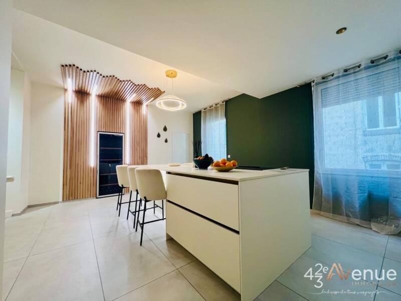 Maison à vendre, 330m², SAINT ETIENNE