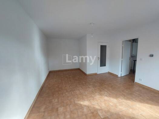 Appartement à louer 545 € 1 pièce 30,8 m² 1 étages Alouette Nîmes 30900