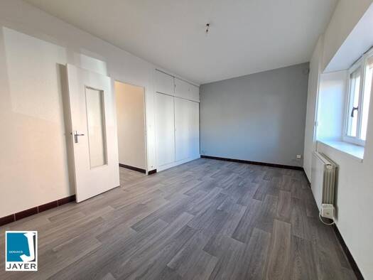Appartement à louer 466 € 2 pièces 1 chambre 40 m² RDC/2 Nord Saint-Marcel 71380