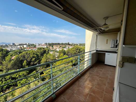 Appartement à vendre 209 000 € 3 pièces 2 chambres 55 m² Étage 3/3 Marseille 13ème arrondissement 13013