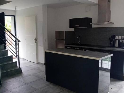 Maison à louer 1 540 € 5 pièces 4 chambres 92,1 m² Nord Ouest Rumilly 74150