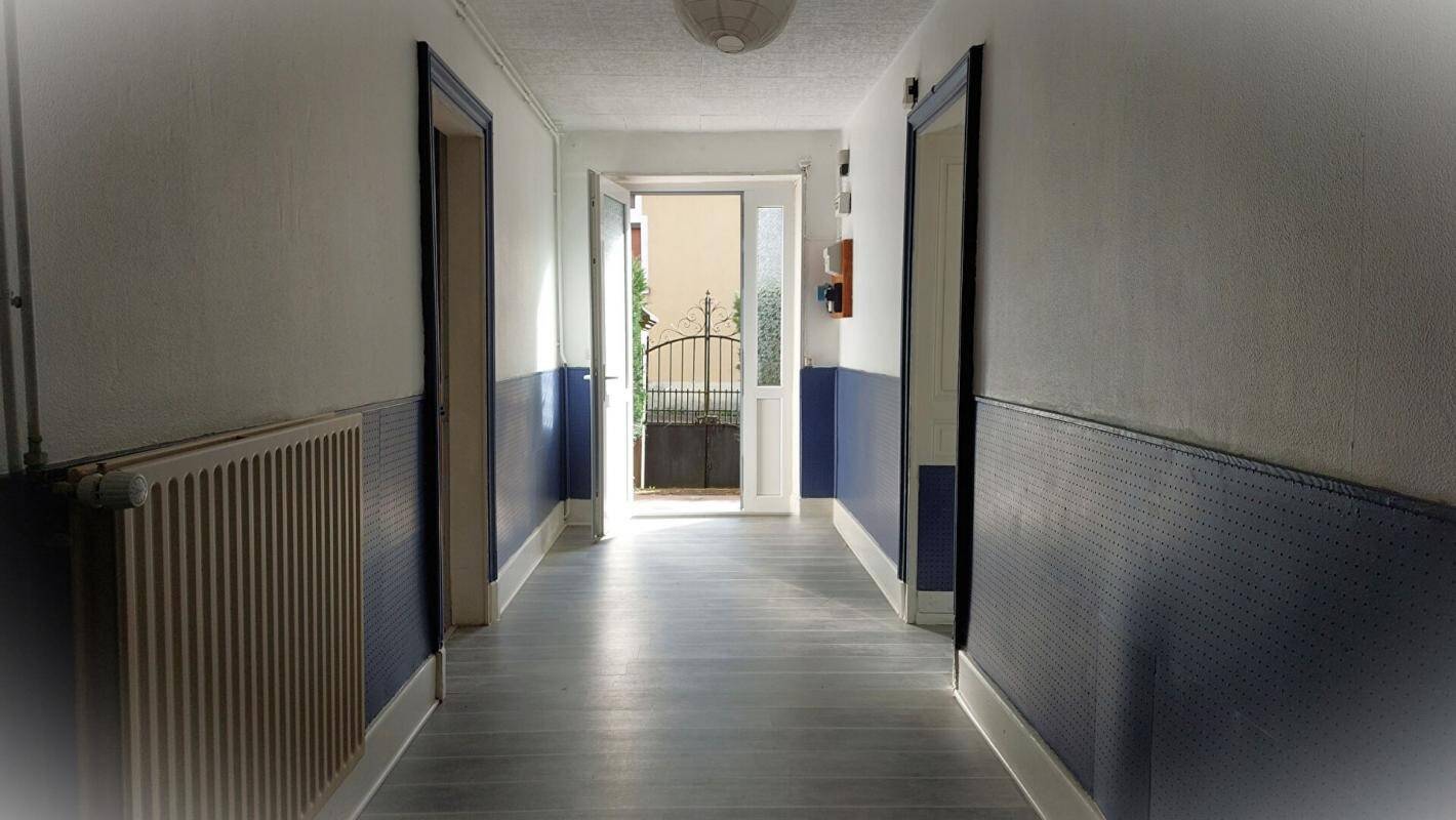 Maison à vendre, 252m², SAINT LOUP SUR SEMOUSE