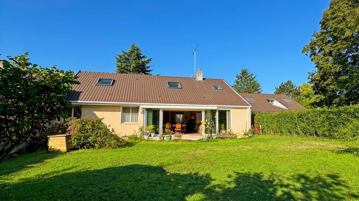 Maison à vendre, 150m², SAINT NOM LA BRETECHE