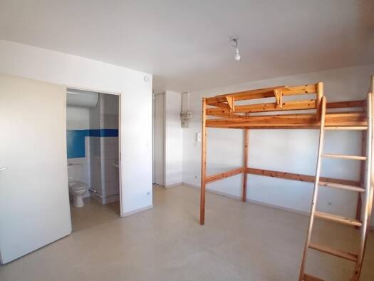 Studio à louer 395 € 1 pièce 20 m² 1er étage Bourgeonnière-Petit Port Nantes 44000