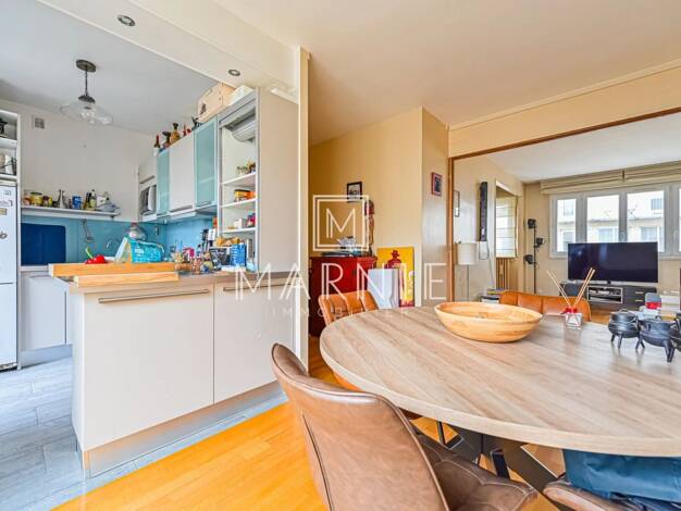 Appartement à vendre 649 000 € 3 pièces 2 chambres 66,7 m² Étage 5/8 Citroën-Boucicaut Paris 15ème arrondissement 75015