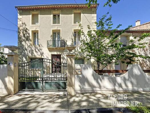Maison à vendre 696 000 € 14 pièces 8 chambres 328 m² 695 m² de terrain Pomérols 34810