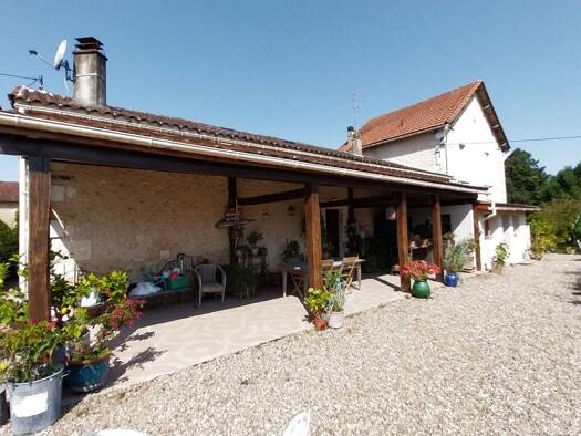 Maison de plain-pied à vendre 272 000 € 6 pièces 5 chambres 200 m² 22 210 m² de terrain Razac-sur-l'Isle 24430