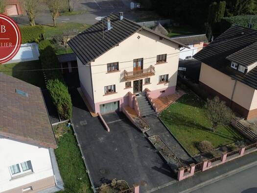 Maison à vendre 249 900 € 10 pièces 6 chambres 151 m² 866 m² de terrain Dannemarie 68210