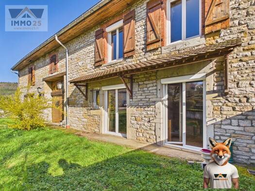 Maison à vendre 112 820 € 5 pièces 4 chambres 220 m² Loisia 39320