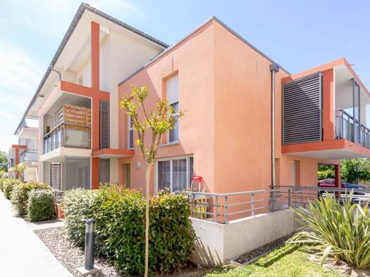 Appartement à louer 610 € 2 pièces 1 chambre 43,2 m² RDC/3 Belbeze Tournefeuille 31170