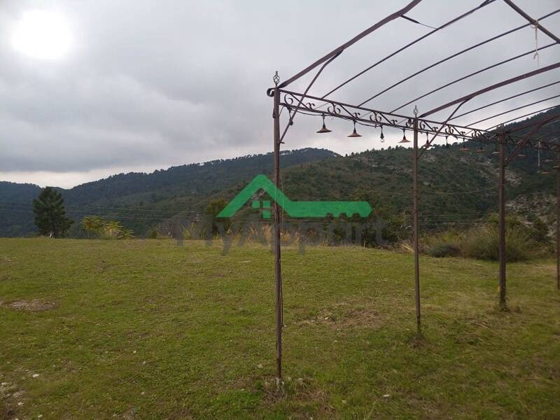 Maison à louer, 236m², NICE