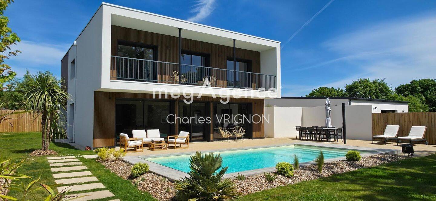Maison à vendre, 160m², TALMONT SAINT HILAIRE