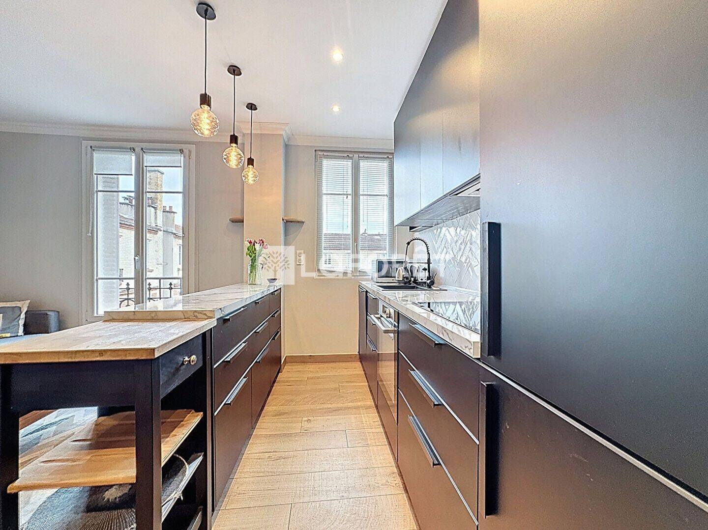 Maison à louer, 53m², COURBEVOIE
