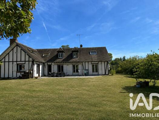 Pavillon à vendre 282 000 € 7 pièces 5 chambres 173 m² 3 004 m² de terrain Vouzon 41600