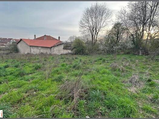 Terrain constructible viabilisé à vendre 260 000 € 1 200 m² de terrain Le Village Ludres 54710