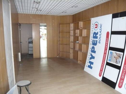 Local commercial à louer 750 € 25 m² de surface de vente Boulazac Isle Manoire 24750